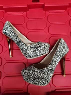 Beautiful Multi-color Glitter with Gold Heels